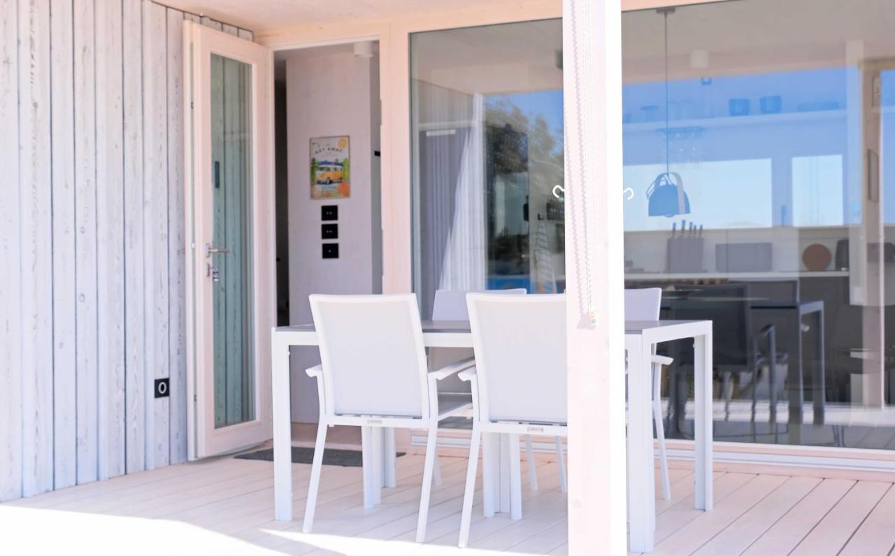 Camp Buqez 45 - Villa Artica ปาโกชตาเน ภายนอก รูปภาพ