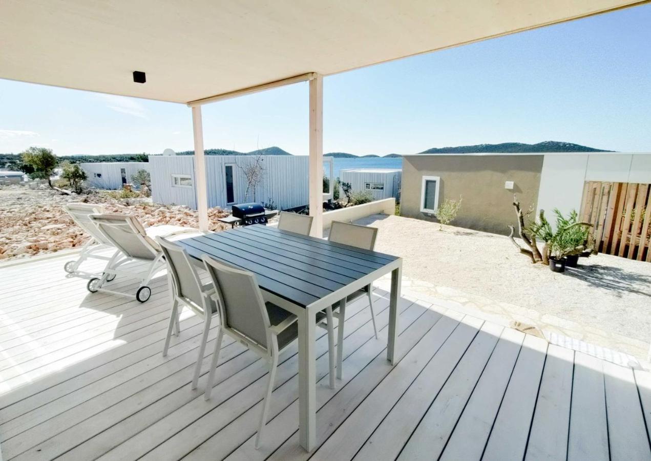 Camp Buqez 45 - Villa Artica ปาโกชตาเน ภายนอก รูปภาพ